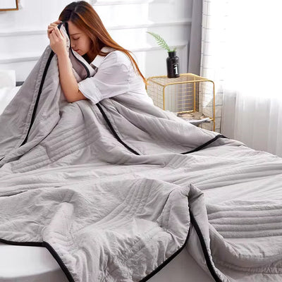 Cooling Blanket – Instant Cooling – Soft Fabric – Blue – Twin Size – EverChill