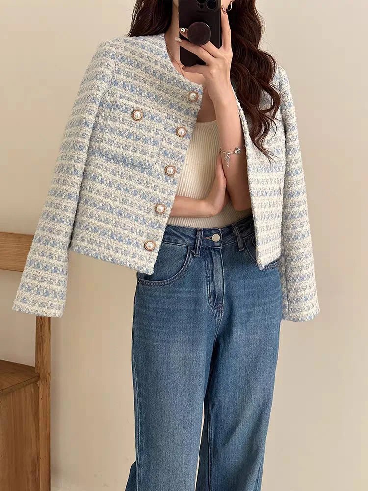 Ellen – Bouclé Jacket – Elegant Design – Blue Cream 1