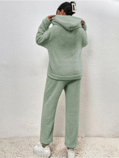 Lana – Cozy Teddy Jumpsuit – Hooded – Winter 7