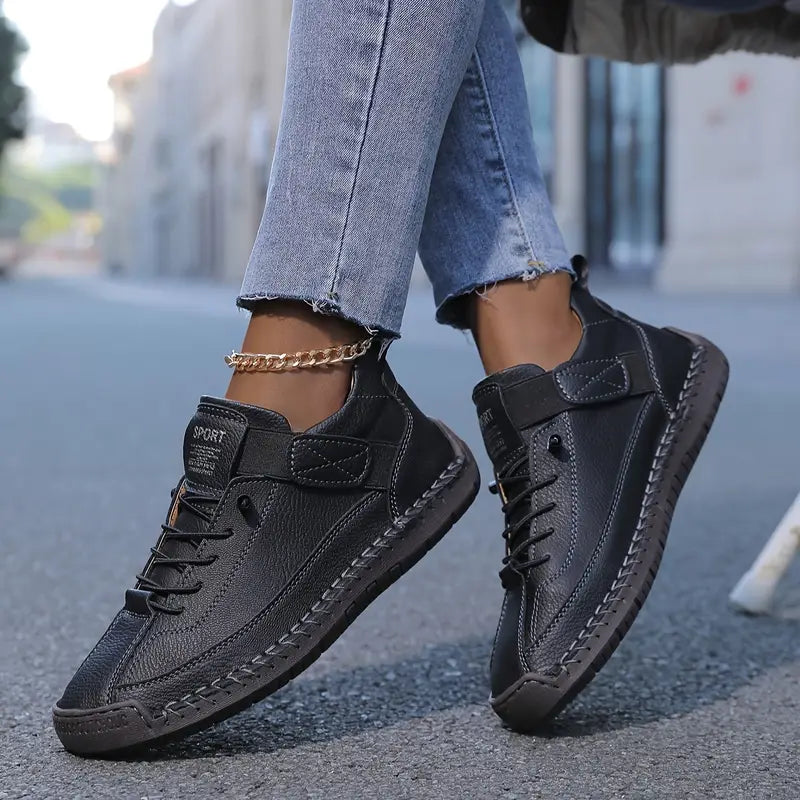 Maison Bennett – Orthopedic Sneakers – Lightweight Leather – Black 0