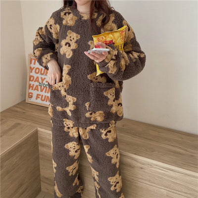 Rona – Cozy Pajama Suit – Velvety Soft – Bear Print 4