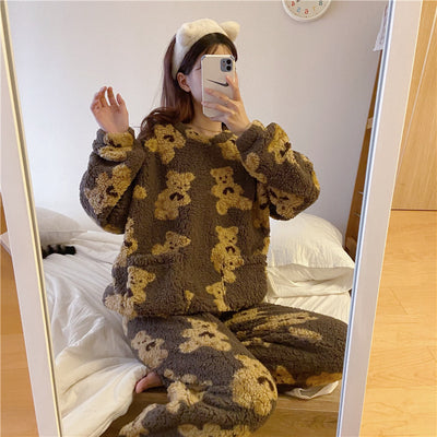 Rona – Cozy Pajama Suit – Velvety Soft – Bear Print 5