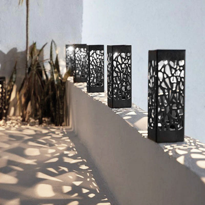 Solar Garden Lights – Weatherproof Design – Solar Powered – Warm White – SolaGarden 1