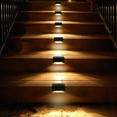 Solar Step Light – IP65 Weatherproof – Durable Plastic – Black – GardenBrite 1