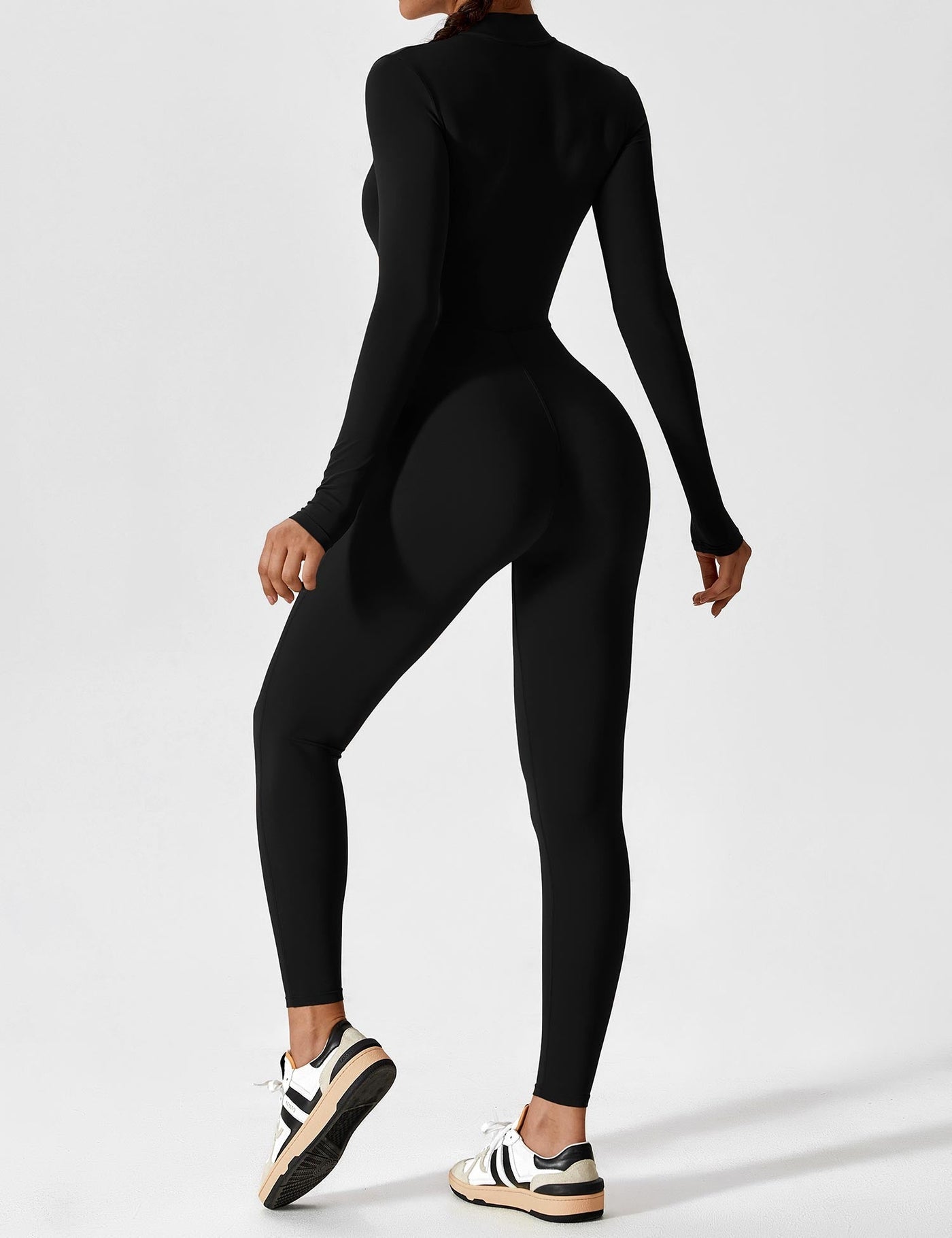Wanda – Sporty Full Body Bodysuit – Elastic – Black 1